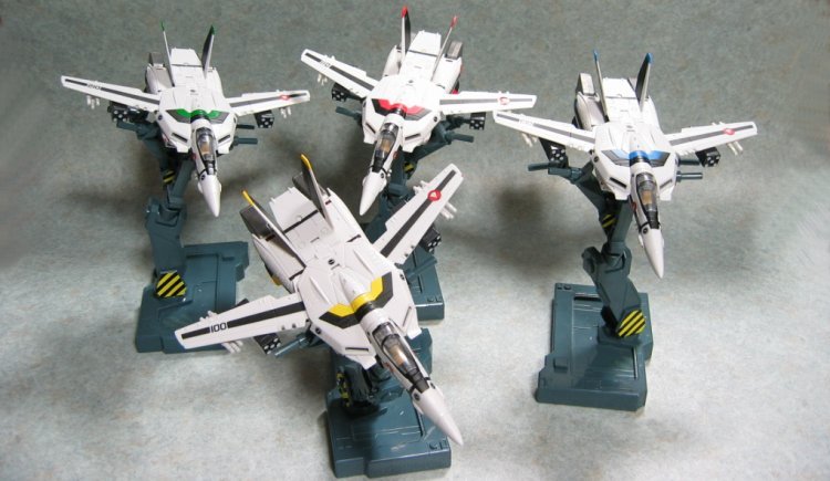 YAMATO(܂) }NX 1/60 VF-1 3iό` V[Y